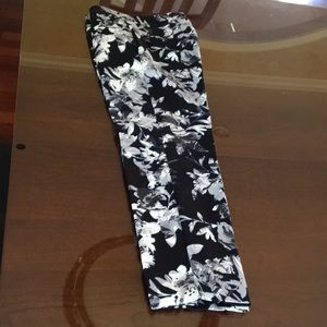 Lord and Taylor crop ankle summer print pant